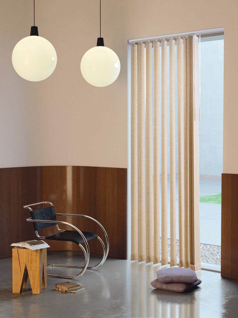 004_Vertical_Blinds_Cream-min